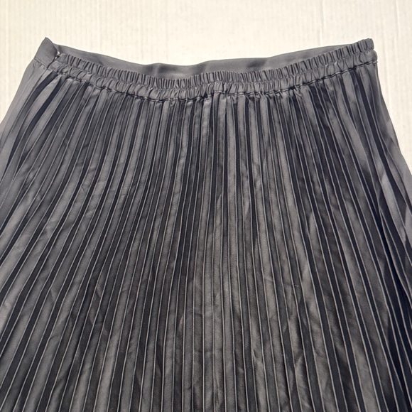 HOBBS LONDON Thandie Pleated Midi Skirt Black Side Zipper Preppy Office Size 12 - Picture 15 of 15